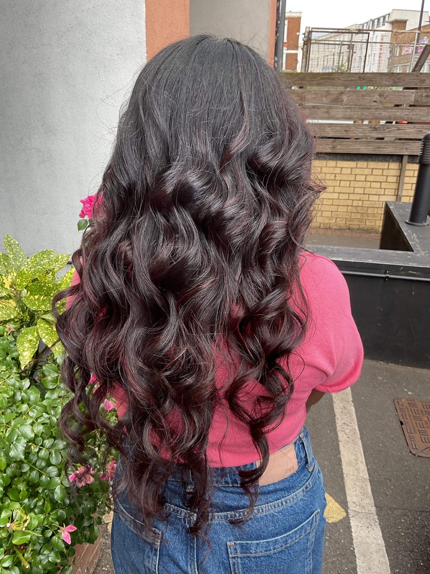 Cherry-cola curls